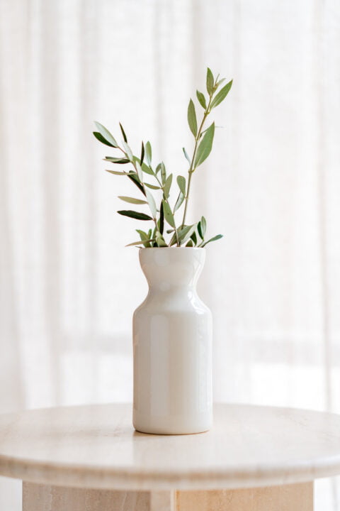 Vase totem uni blanc