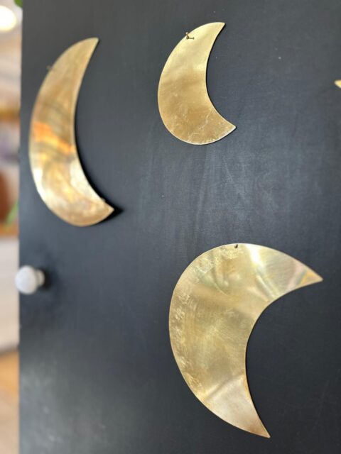 Trio de lunes en laiton